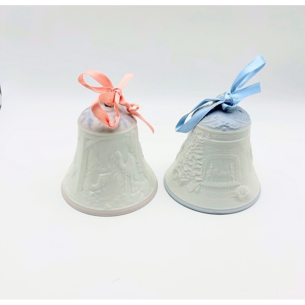 Lladró Nativity Christmas Bells 1997 1998 Porcelain Spain Pink Blue Ribbon Set 2